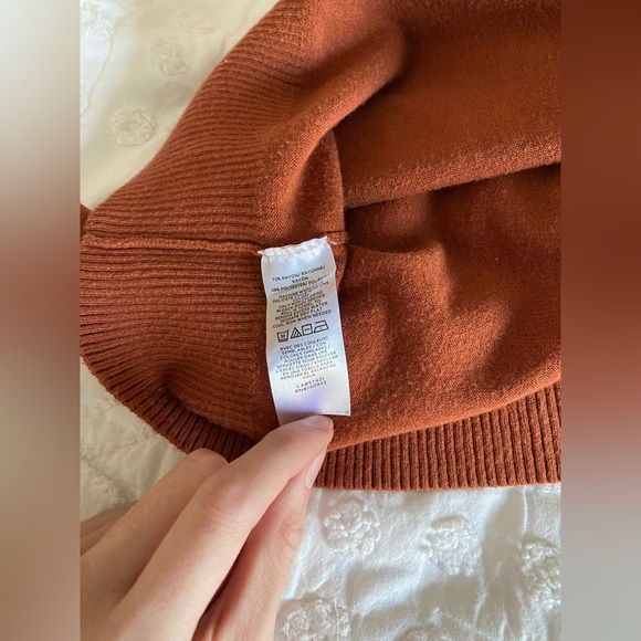 LOFT Everyday Sweater - Picture 7 of 7